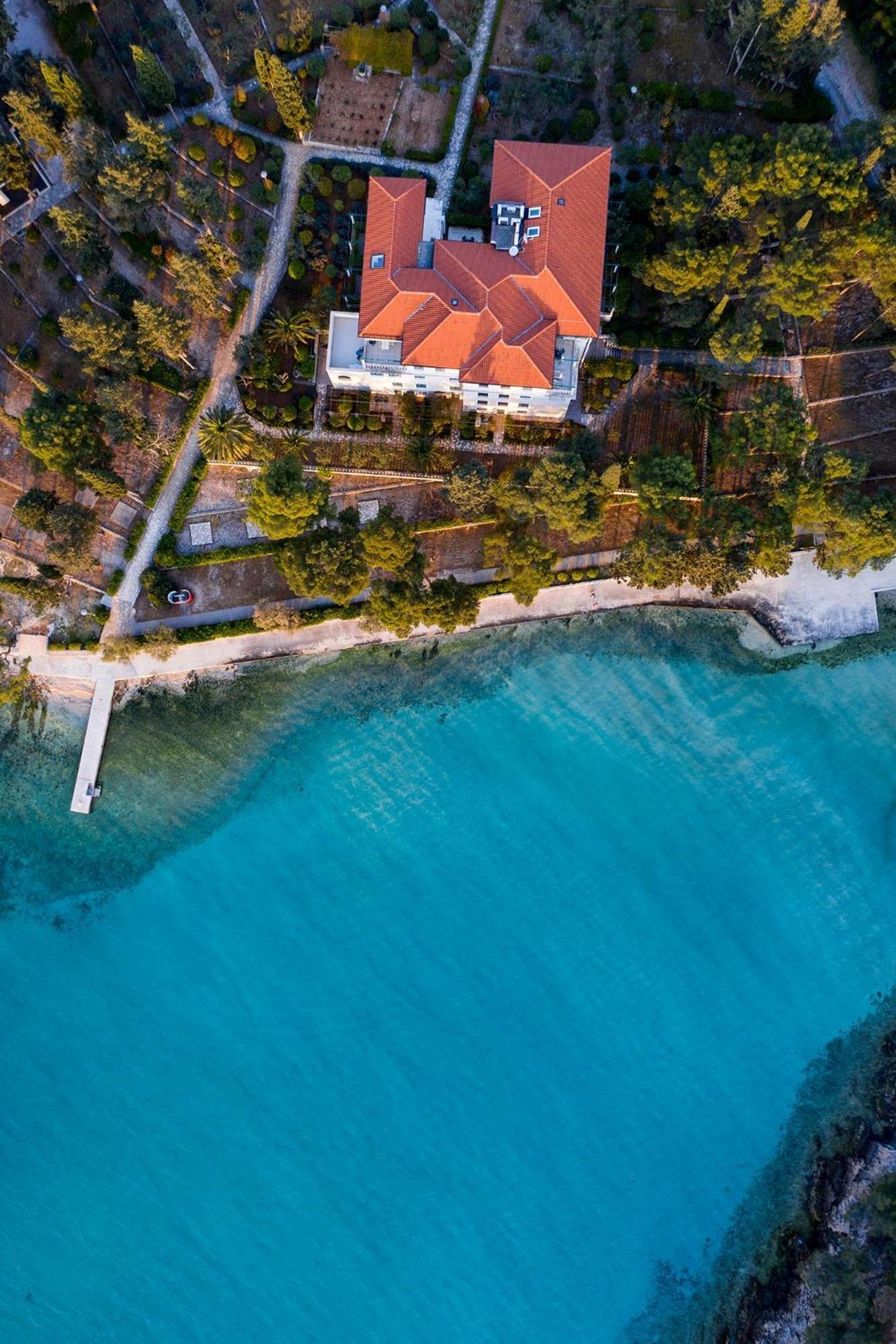 Aminess Vival Velaris Resort Supetar Exterior photo