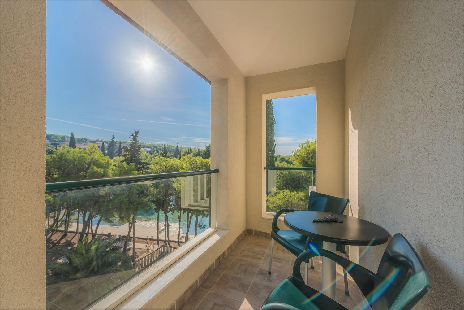 Aminess Vival Velaris Resort Supetar Exterior photo