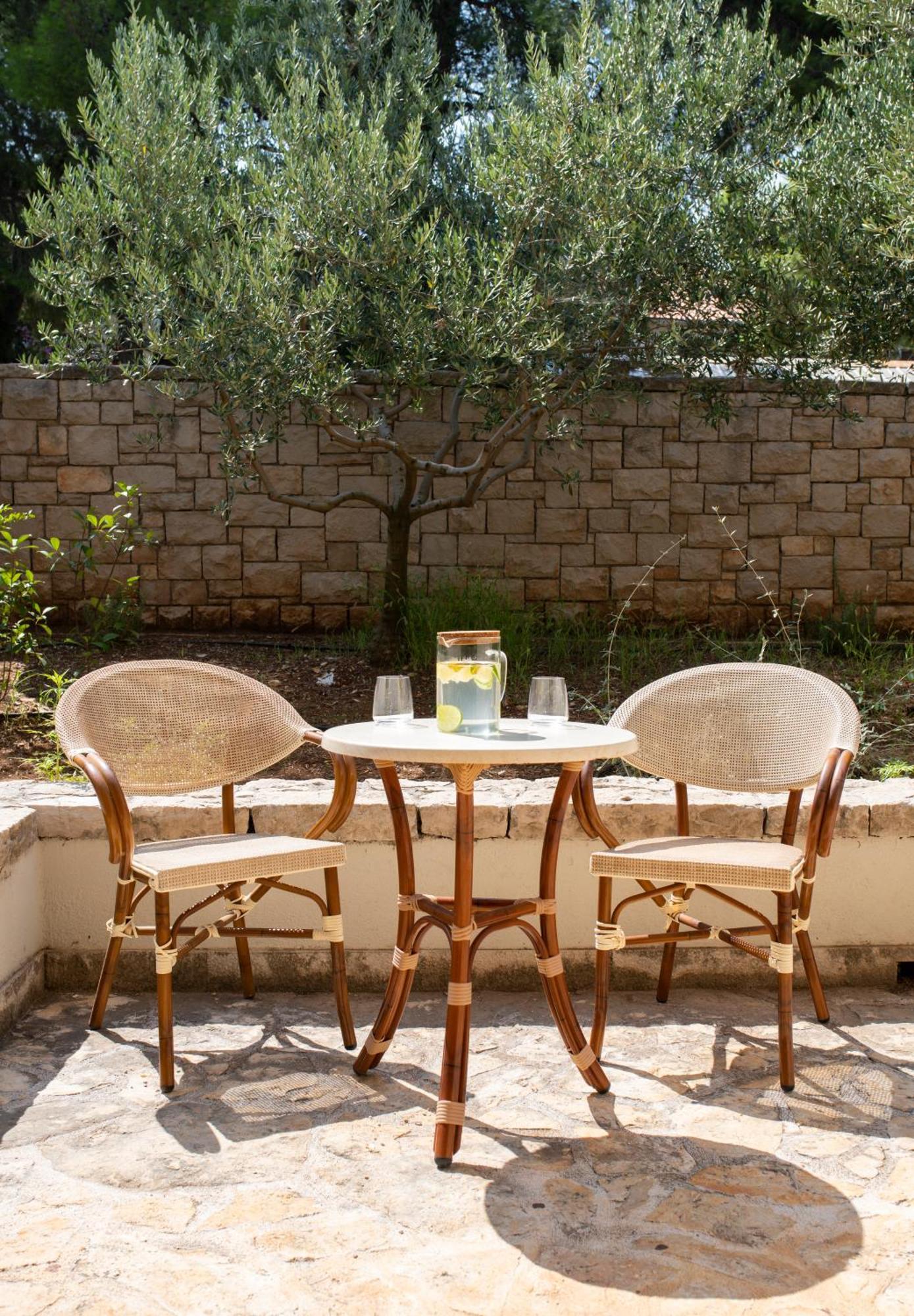 Aminess Vival Velaris Resort Supetar Exterior photo
